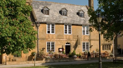 Russell's Restaurant with Rooms